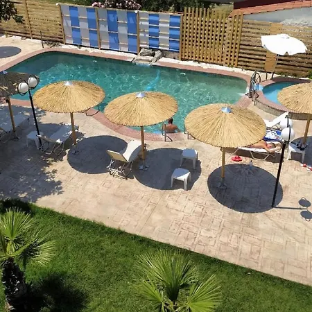 Halkidiki Greek Pride Themelis Hotel apartamentowy