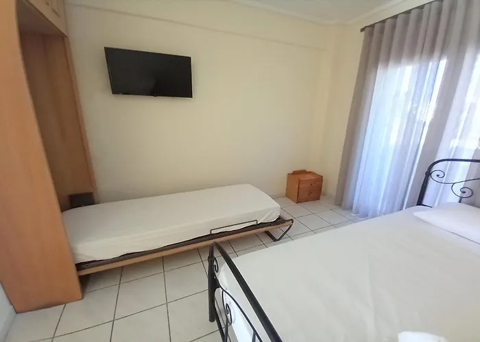 Halkidiki Greek Pride Themelis Aparthotel Fourka