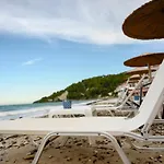 Aparthotel Halkidiki Greek Pride Themelis