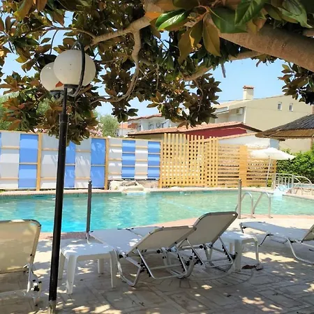 Apartahotel Halkidiki Greek Pride Themelis