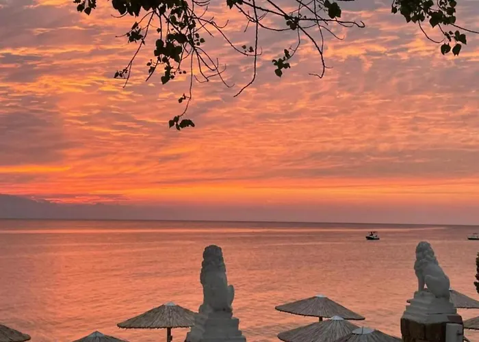 Halkidiki Greek Pride Themelis Aparthotel Fourka